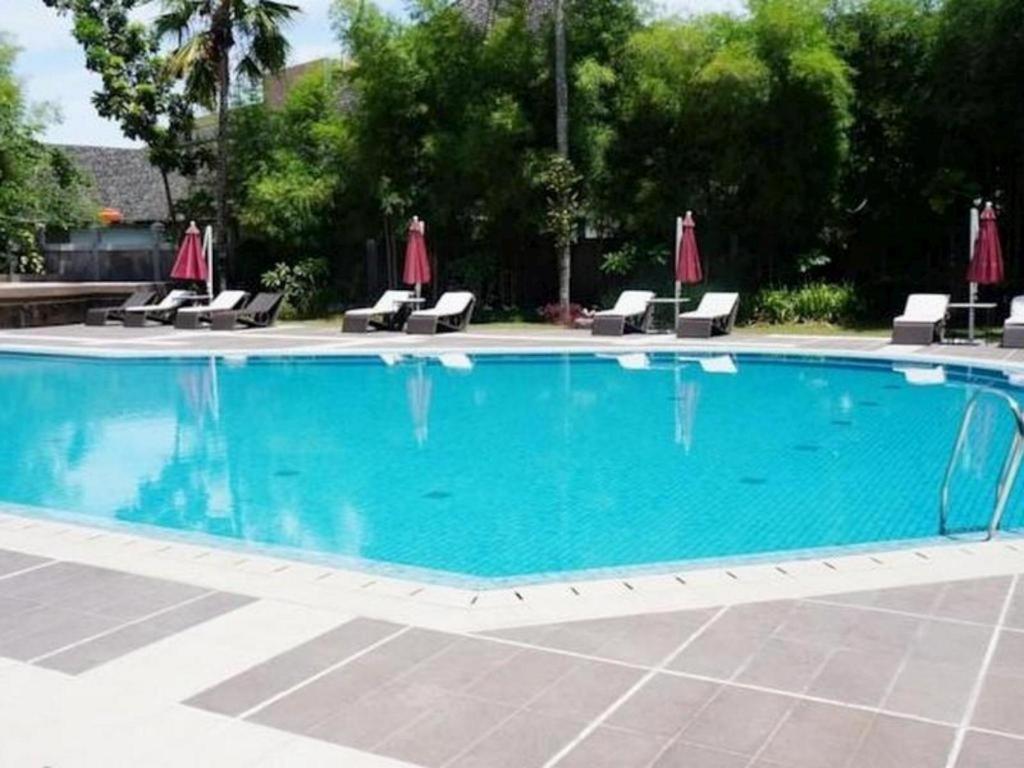 Kyriad Bumiminang Hotel Padang  Extérieur photo