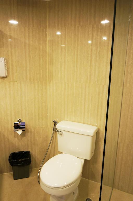 Kyriad Bumiminang Hotel Padang  Chambre photo