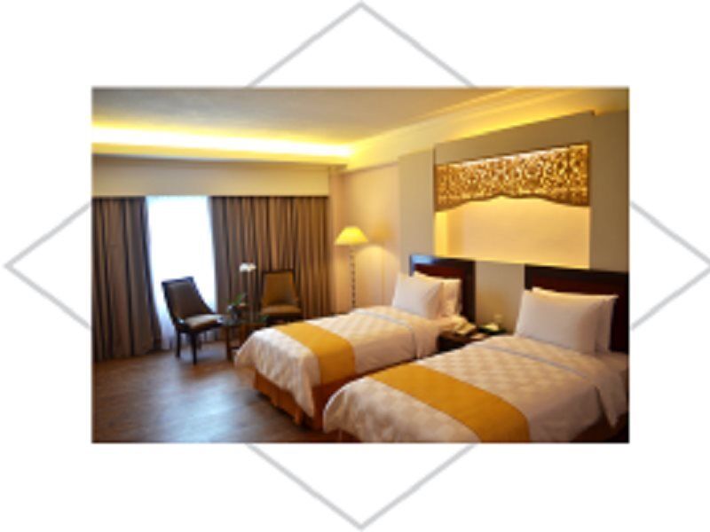 Kyriad Bumiminang Hotel Padang  Extérieur photo