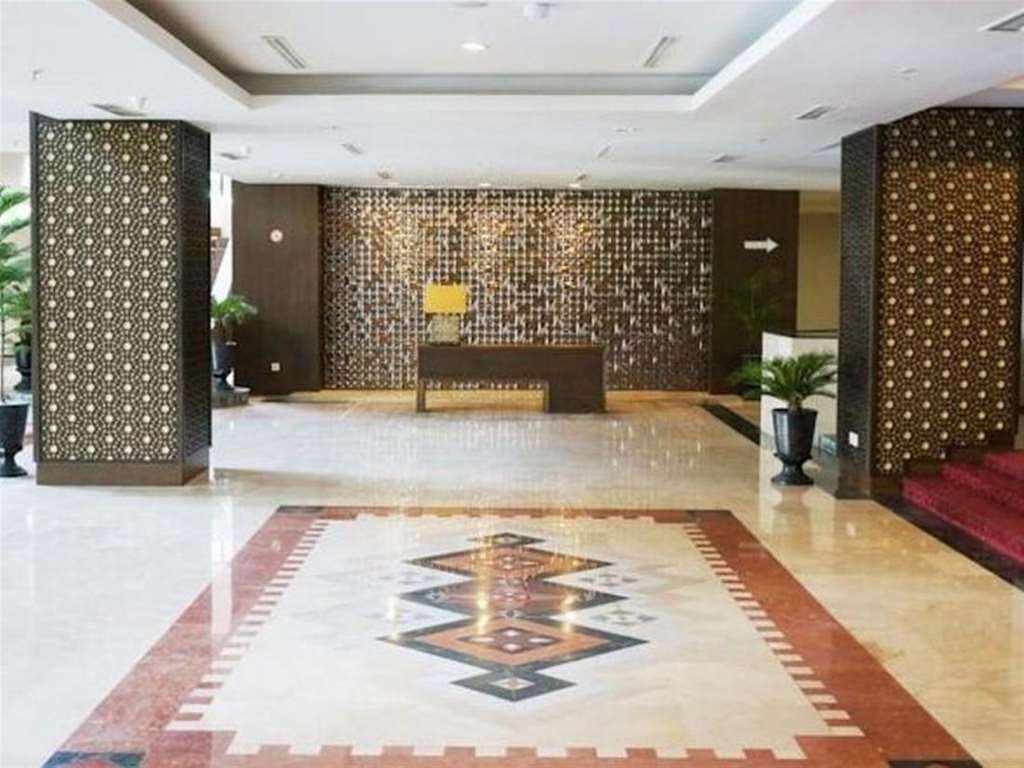 Kyriad Bumiminang Hotel Padang  Intérieur photo