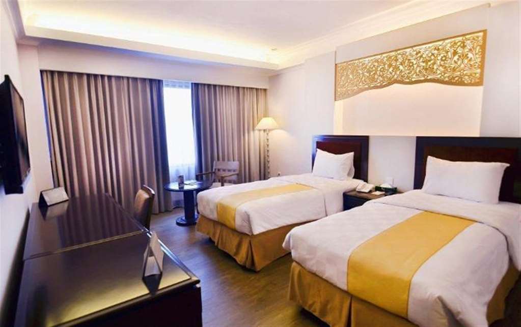 Kyriad Bumiminang Hotel Padang  Chambre photo